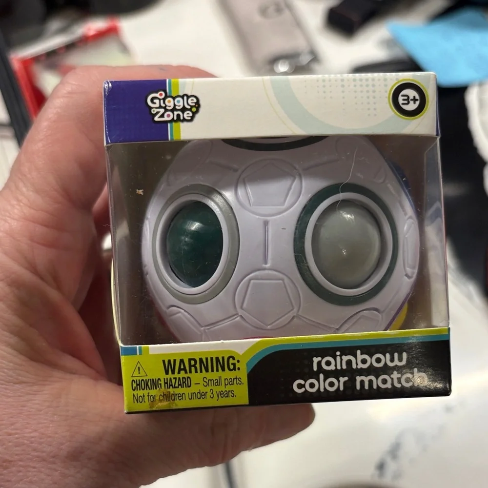 Rainbow Color Match Toy - White and Green
